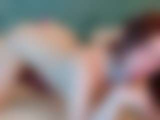 YanaMiana's Live Sex Cam Show