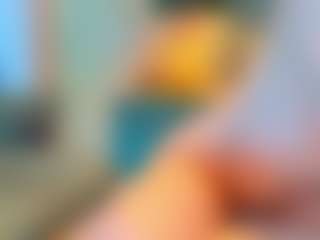 YanaMiana's Live Sex Cam Show