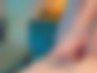 YanaMiana's Live Sex Cam Show