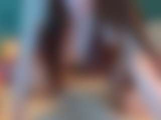 YanaMiana's Live Sex Cam Show