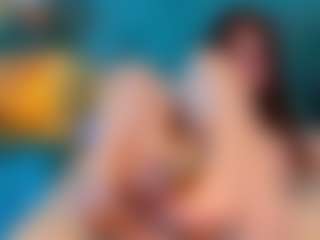 YanaMiana's Live Sex Cam Show