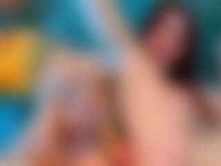 Live cam show with YanaMiana - HD on Streamer API