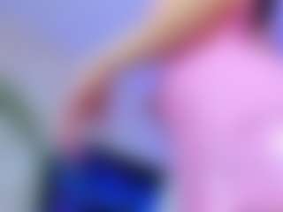 Live cam show with YanaMiana - Fingers on thefappeningchat.com