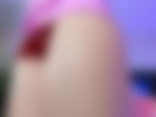 YanaMiana's Live Sex Cam Show