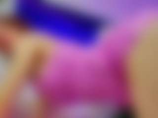 YanaMiana's Live Sex Cam Show