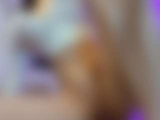 YanaMiana's Live Sex Cam Show