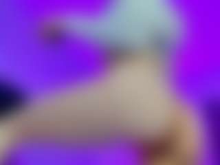 YanaMiana's Live Sex Cam Show