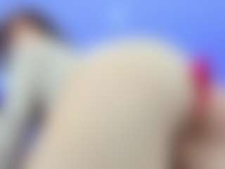 YanaMiana's Live Sex Cam Show