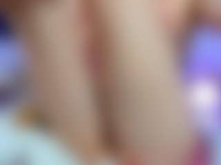 YanaMiana's Live Sex Cam Show