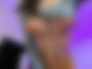 YanaMiana's Live Sex Cam Show