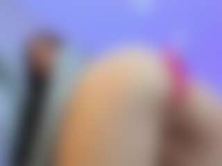 YanaMiana's Live Sex Cam Show