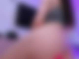 YanaMiana's Live Sex Cam Show