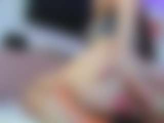 YanaMiana's Live Sex Cam Show