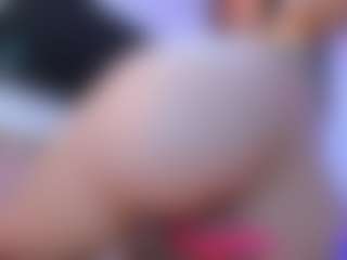 YanaMiana's Live Sex Cam Show