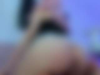 YanaMiana's Live Sex Cam Show