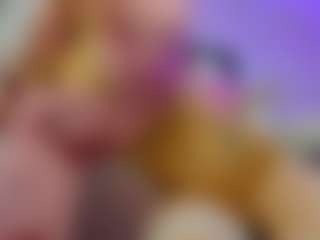 YanaMiana's Live Sex Cam Show