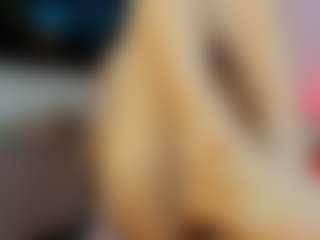 YanaMiana's Live Sex Cam Show