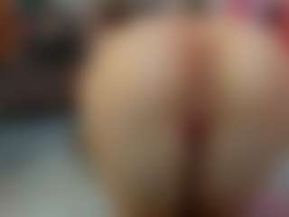 YanaMiana's Live Sex Cam Show