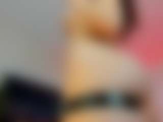 YanaMiana's Live Sex Cam Show