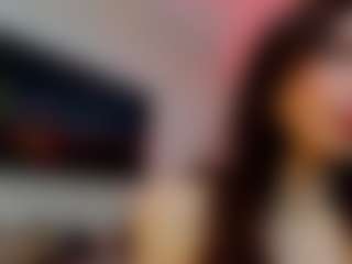 YanaMiana's Live Sex Cam Show