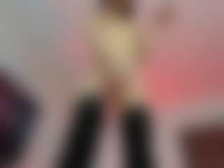 YanaMiana's Live Sex Cam Show