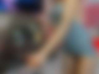 Live-camshow met YanaMiana - Oil op Camsoda