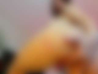 Spettacolo in cam dal vivo con YanaMiana - Ahegao su Camsoda
