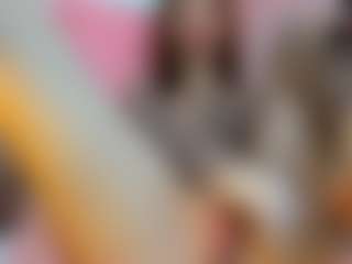 Live cam show with YanaMiana - Bedroom Lovense on Dolls Live