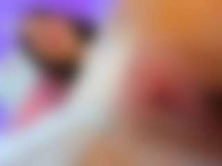 YanaMiana's Live Sex Cam Show