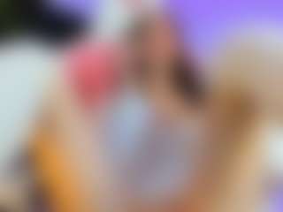 YanaMiana's Live Sex Cam Show