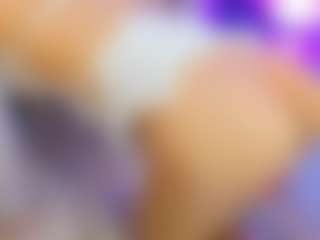 Live cam show with YanaMiana - Pornstar Bedroom on fuklive.com