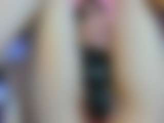 YanaMiana's Live Sex Cam Show