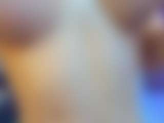 YanaMiana's Live Sex Cam Show