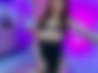 YanaMiana's Live Sex Cam Show