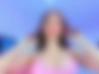 Live cam show with YanaMiana - Blue Eyes on madthumbs