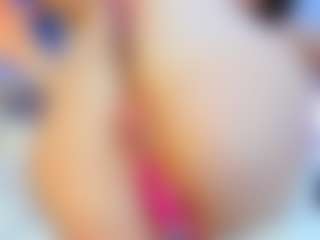 YanaMiana's Live Sex Cam Show