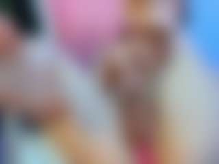 Live cam show with YanaMiana - Normal on livesuperchat.net