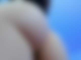 YanaMiana's Live Sex Cam Show