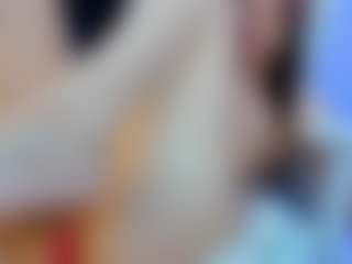 YanaMiana's Live Sex Cam Show