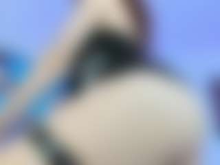 YanaMiana's Live Sex Cam Show