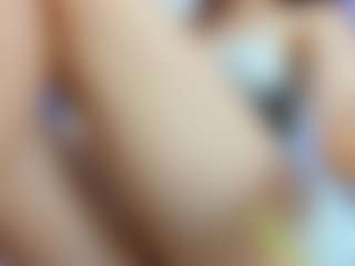 YanaMiana's Live Sex Cam Show
