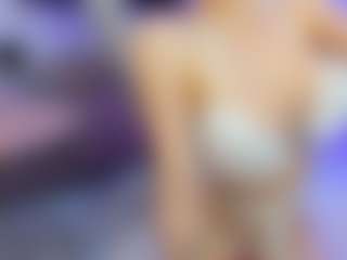 YanaMiana's Live Sex Cam Show