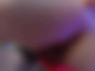 YanaMiana's Live Sex Cam Show