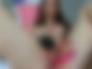 YanaMiana's Live Sex Cam Show