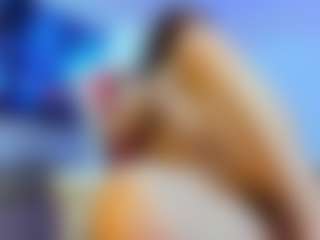 YanaMiana's Live Sex Cam Show
