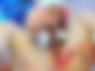 YanaMiana's Live Sex Cam Show