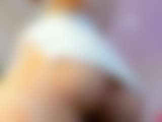 YanaMiana's Live Sex Cam Show
