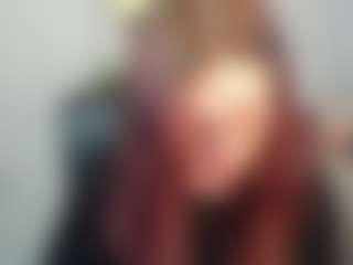 Live cam show with emmaTease94 - Flirt on Mixed Magazine Live