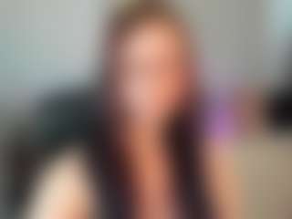 Live cam show with emmaTease94 - Flirt on chickslive.net