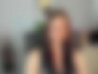 Live cam show with emmaTease94 - Small Ass on hrnylive.com